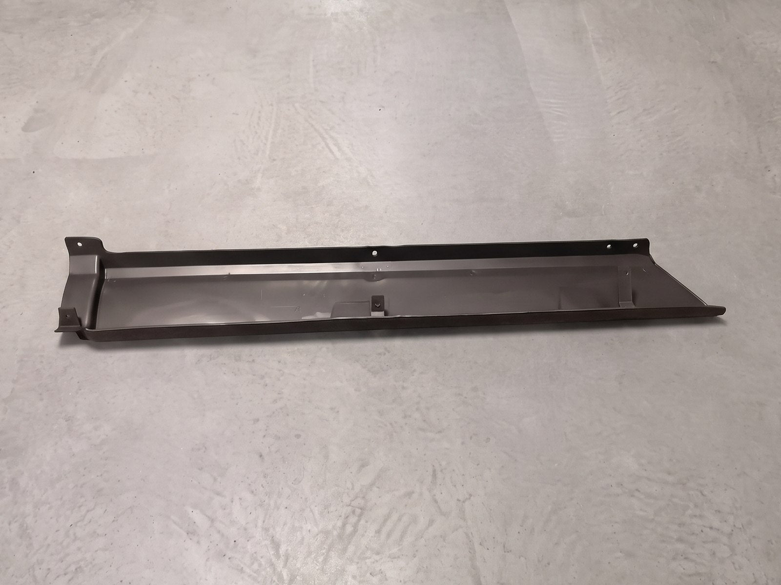 A33-1255-200R/L under-step fairing panel